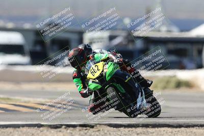 media/Oct-05-2025-CVMA (Sun) [[beeef4f201]]/Race 5-Amateur Supersport Open (Holeshot)/